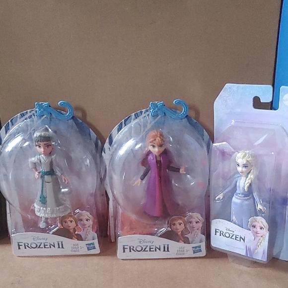 Disney Other - Disney Frozen II Dolls Set Blue and Purple